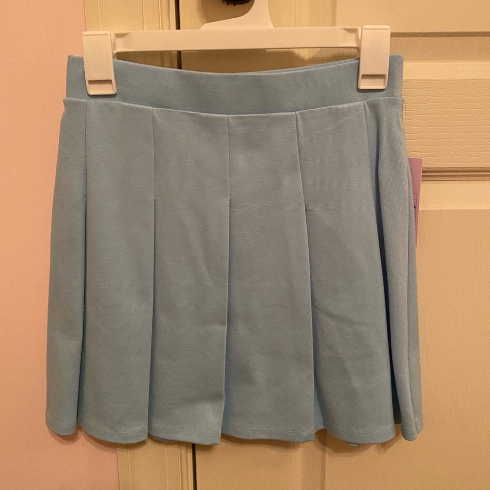 NWT Baby Blue Wild Fable Pleated Skirt XS